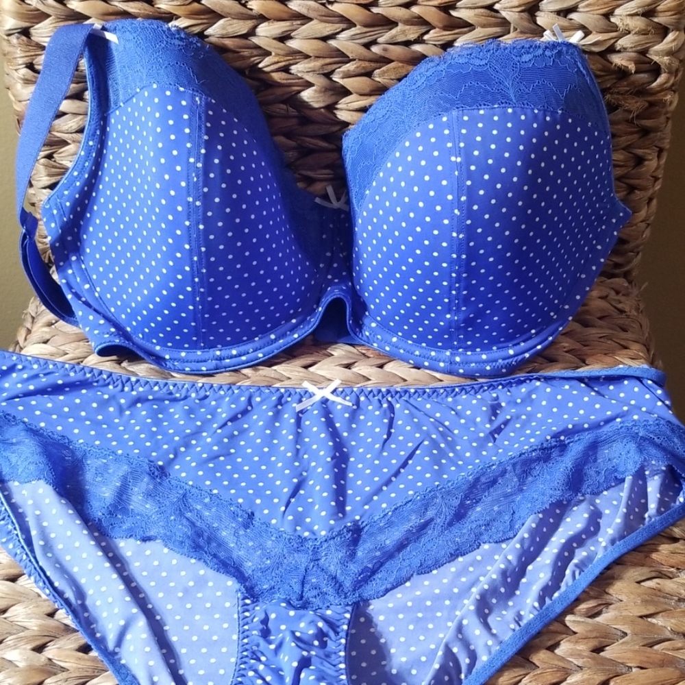 NWOT Bra/panty set